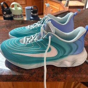 Giannis immortality 4 basketball sneaker